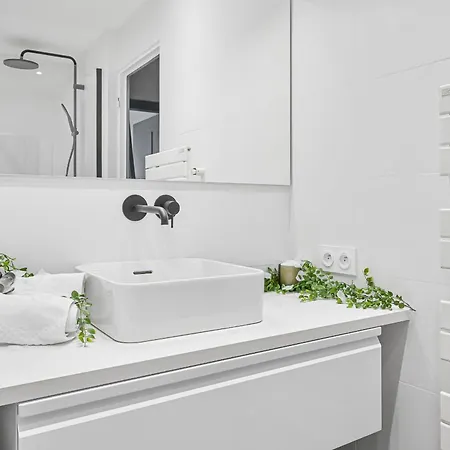 Elegant Parisien Avec Double Balcon * باريس